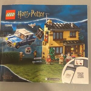 LEGO Harry Potter 4 privet Drive Set 75968 with Blue Car and House